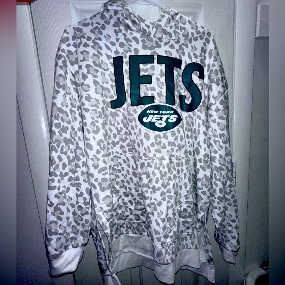 New York Jets Women's Gray Leopard Print Sweater